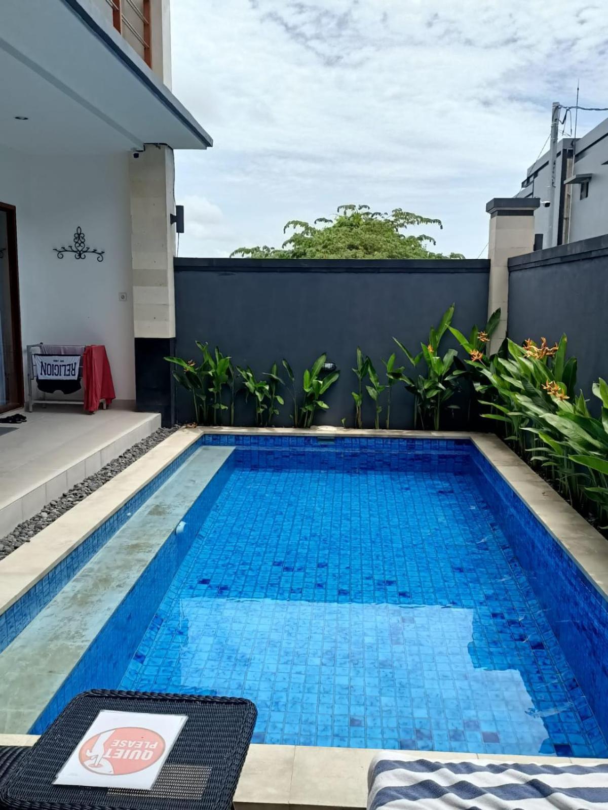 Kasmaran Bali Guest House Munggu Exterior foto